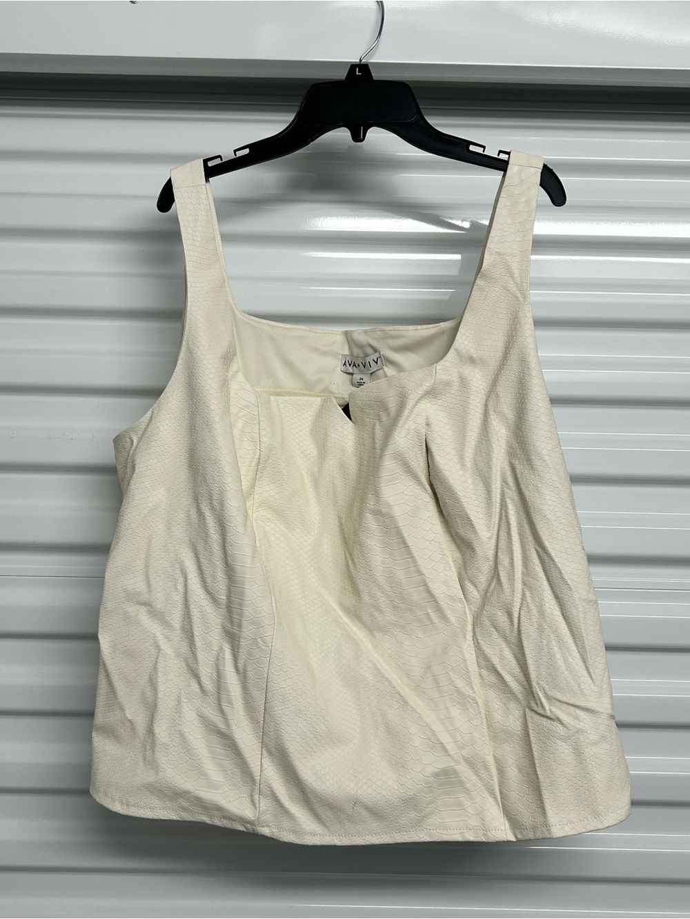 Ava & Viv Cream Textured Square-Neck Tank Top